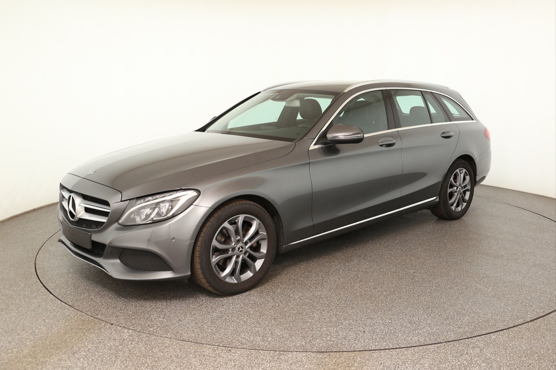 Vehicle image 0