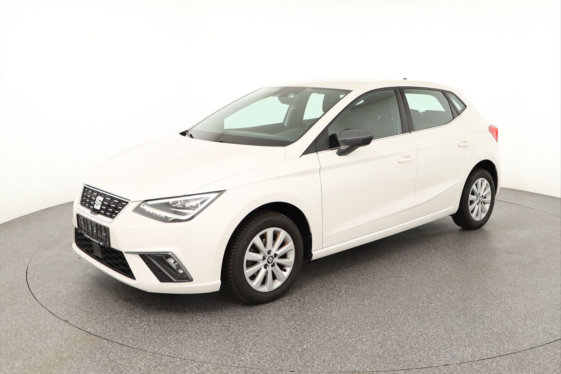 Vehicle image 0