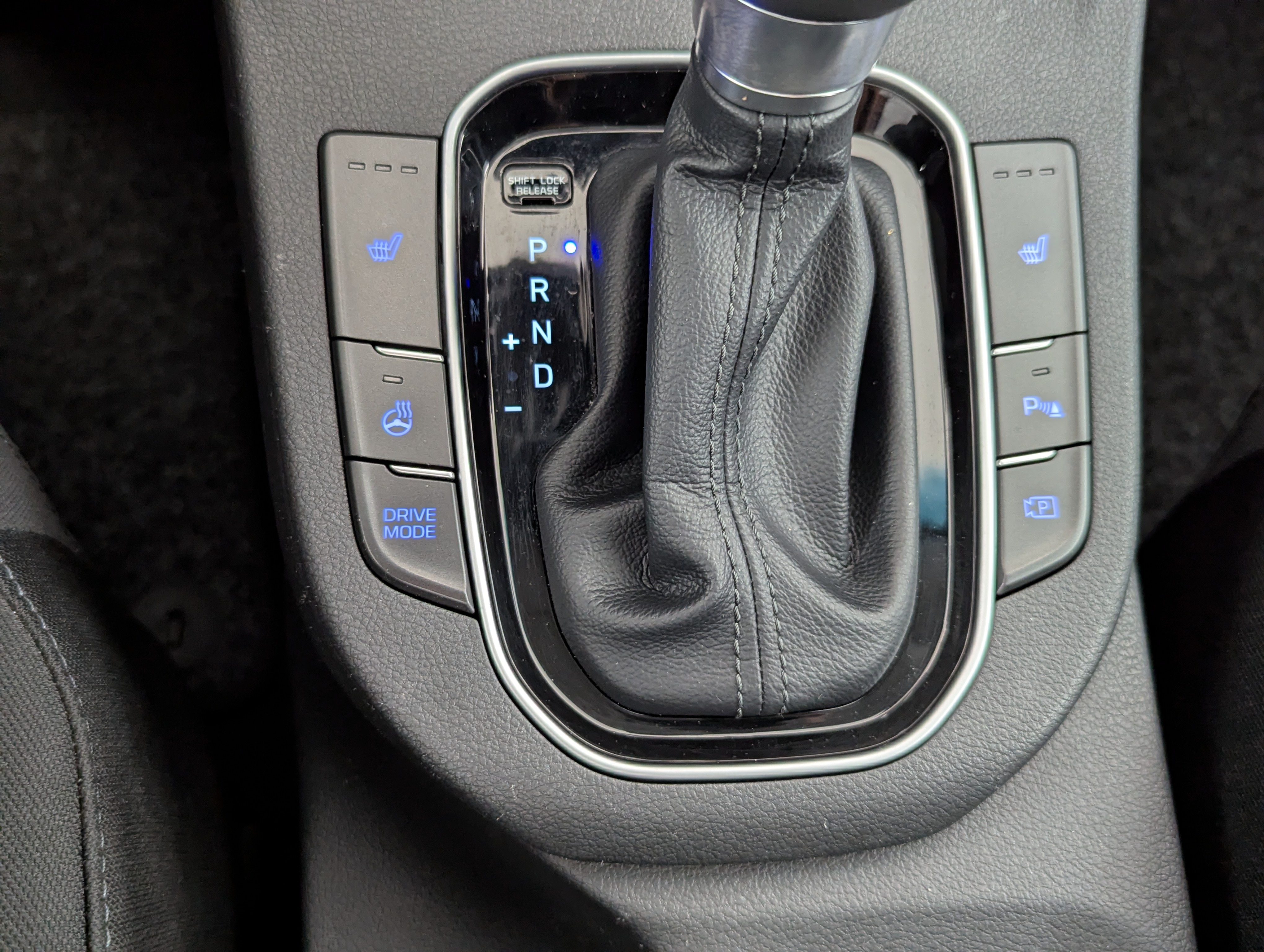 Vehicle image 18