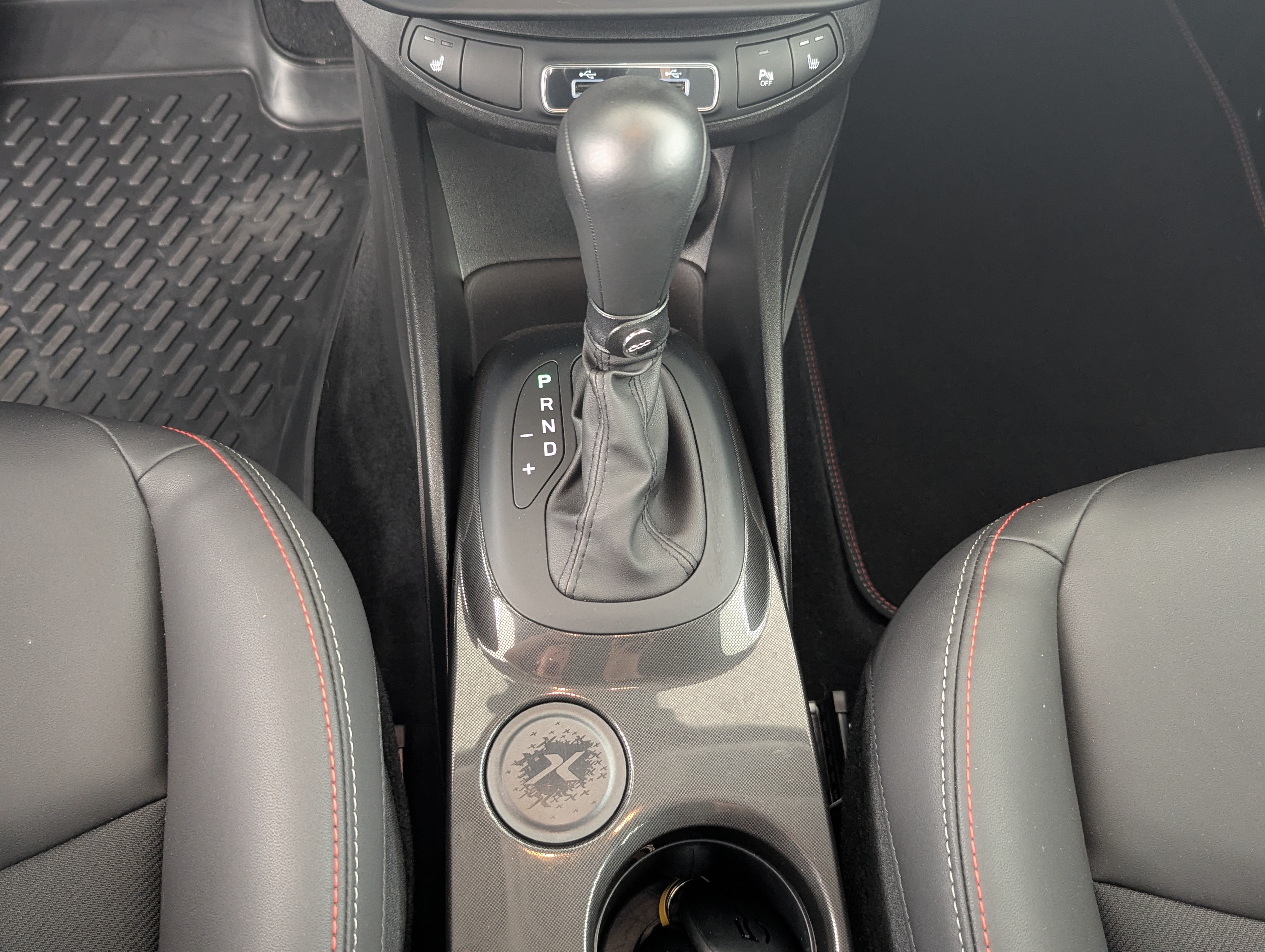 Vehicle image 18