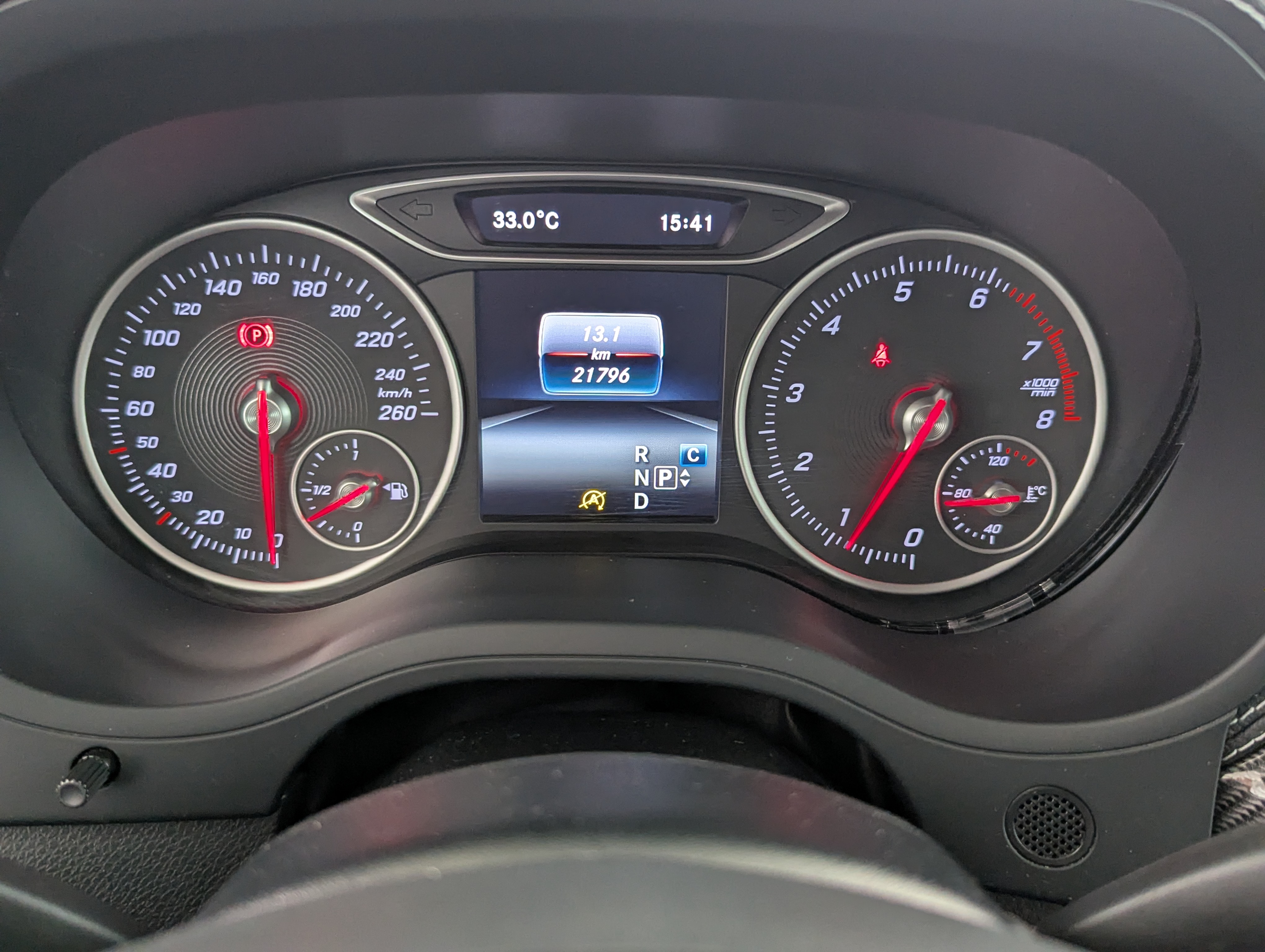 Vehicle image 21