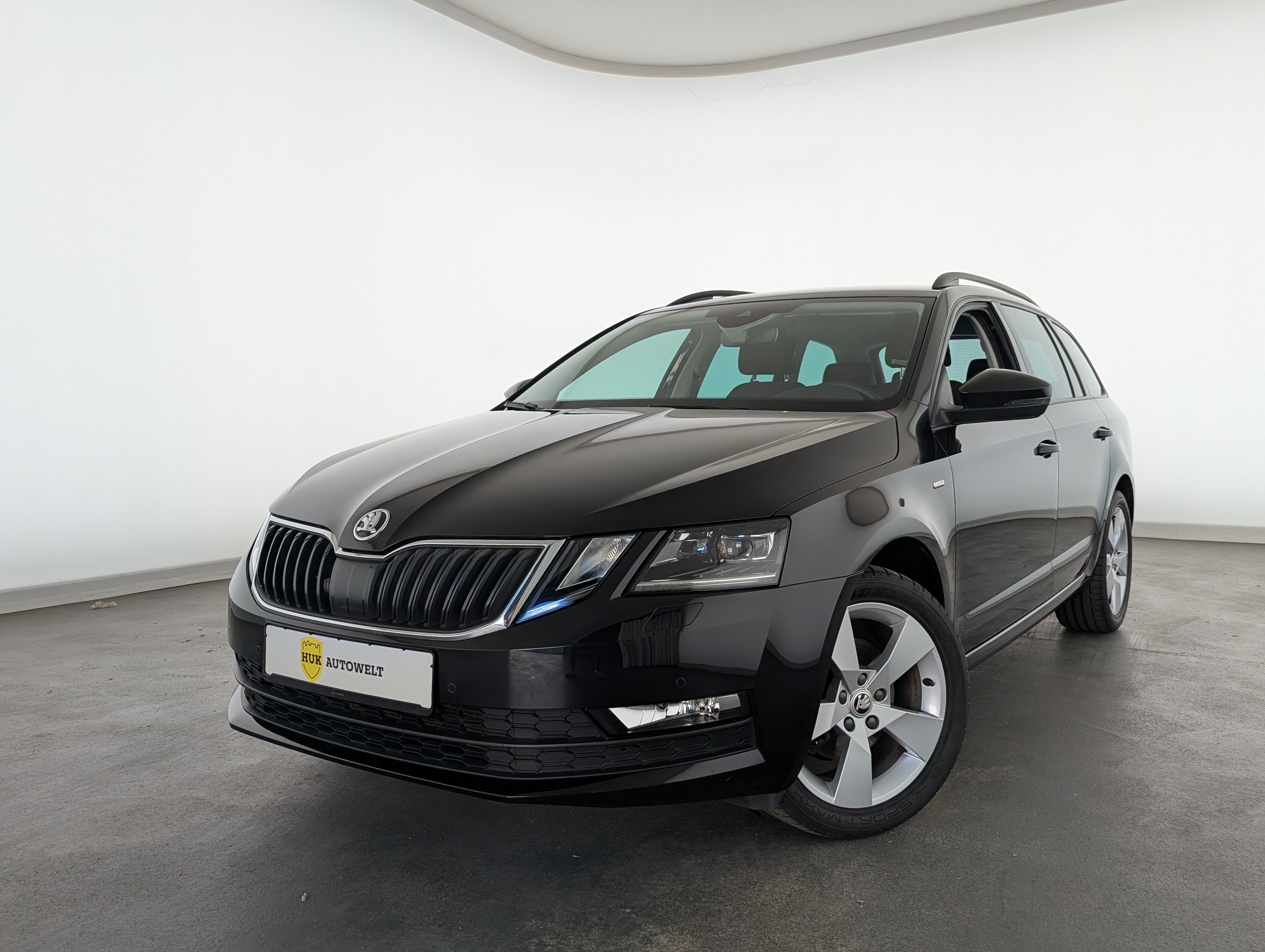 Vehicle image 0