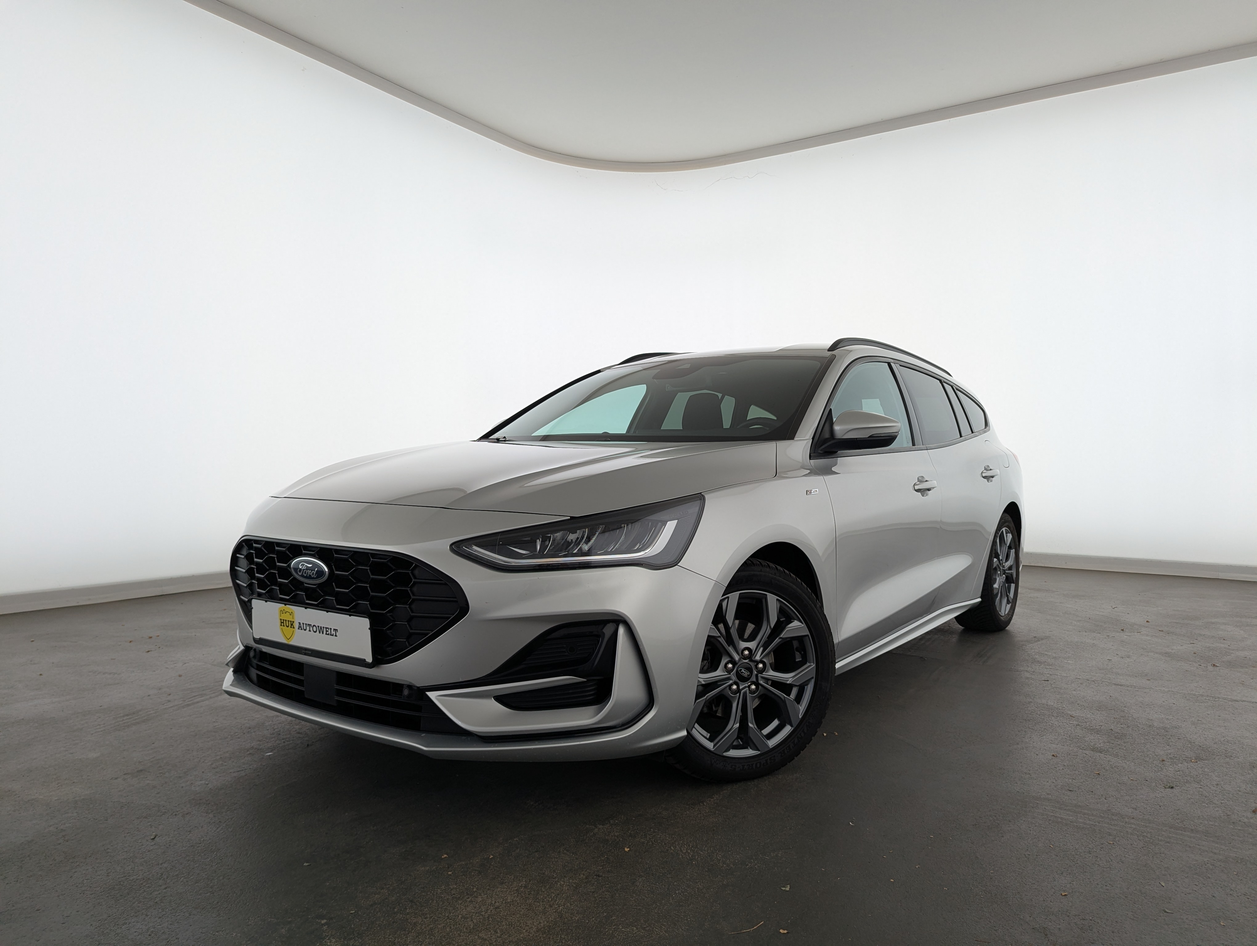 Vehicle image 0