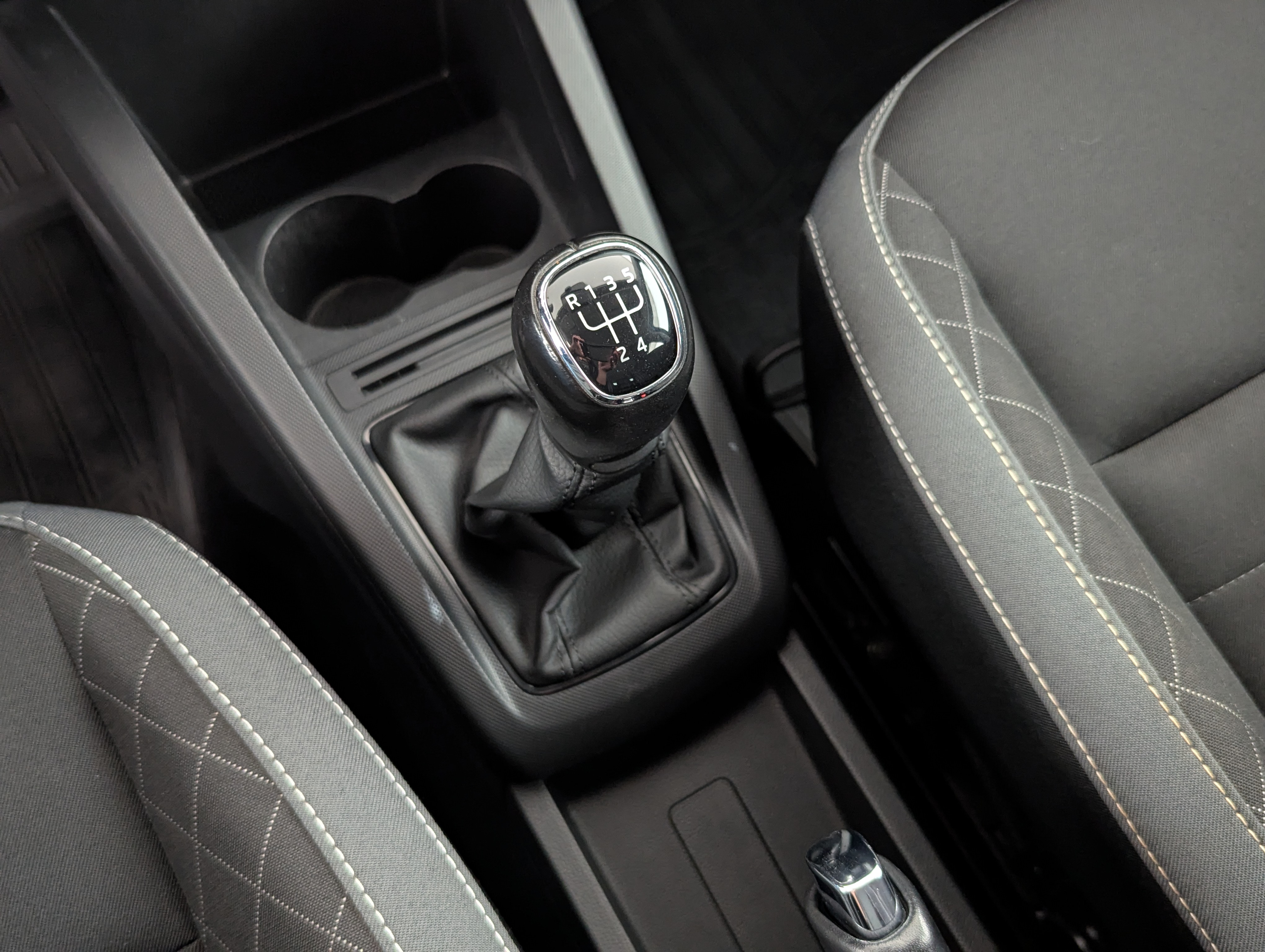 Vehicle image 18