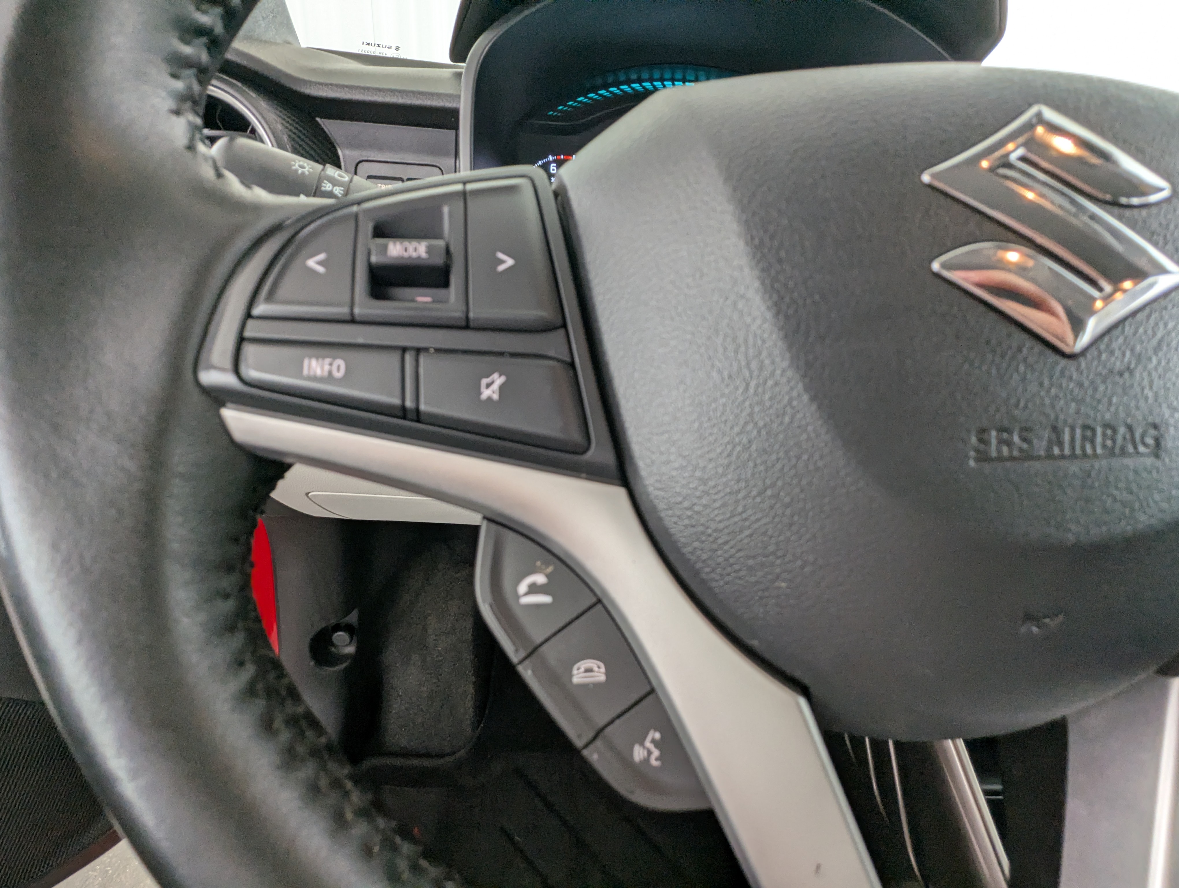 Vehicle image 21