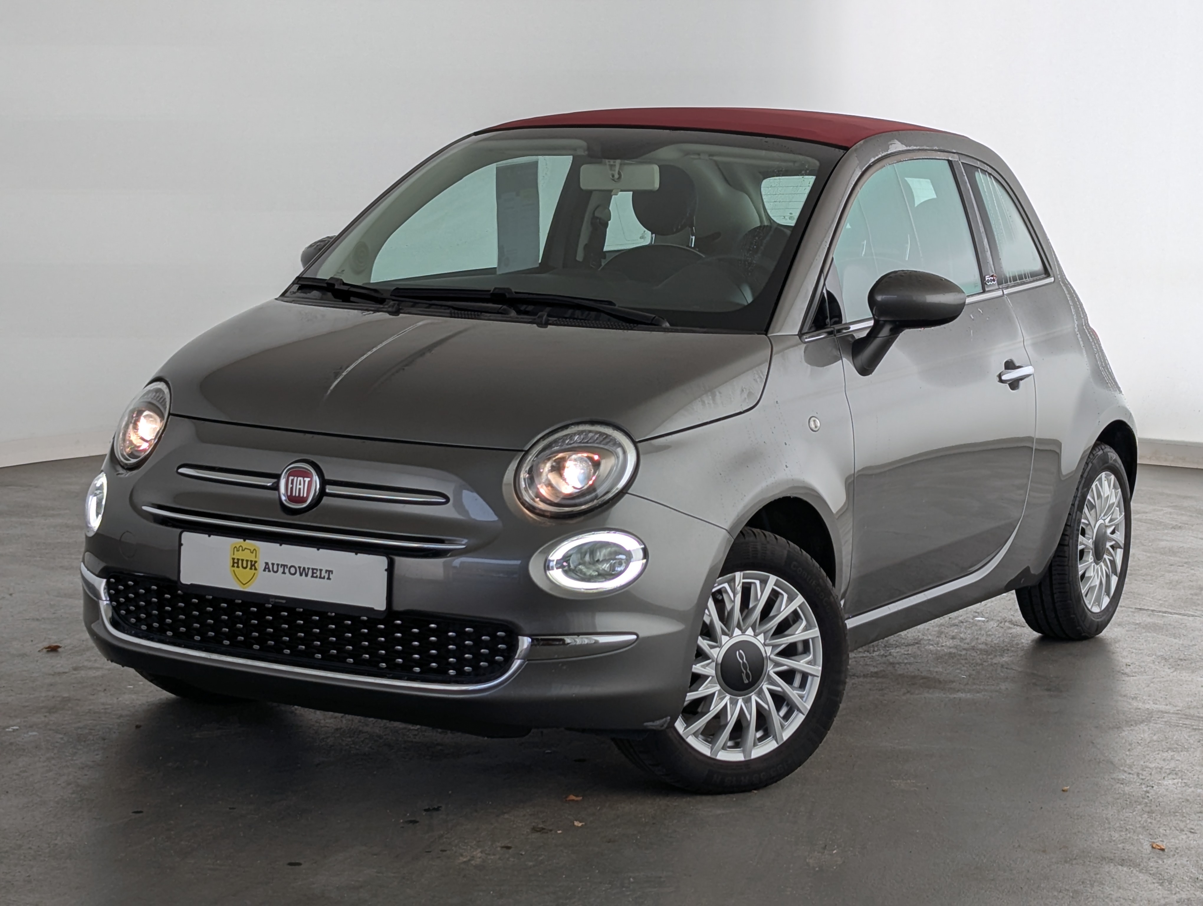 Vehicle image 0