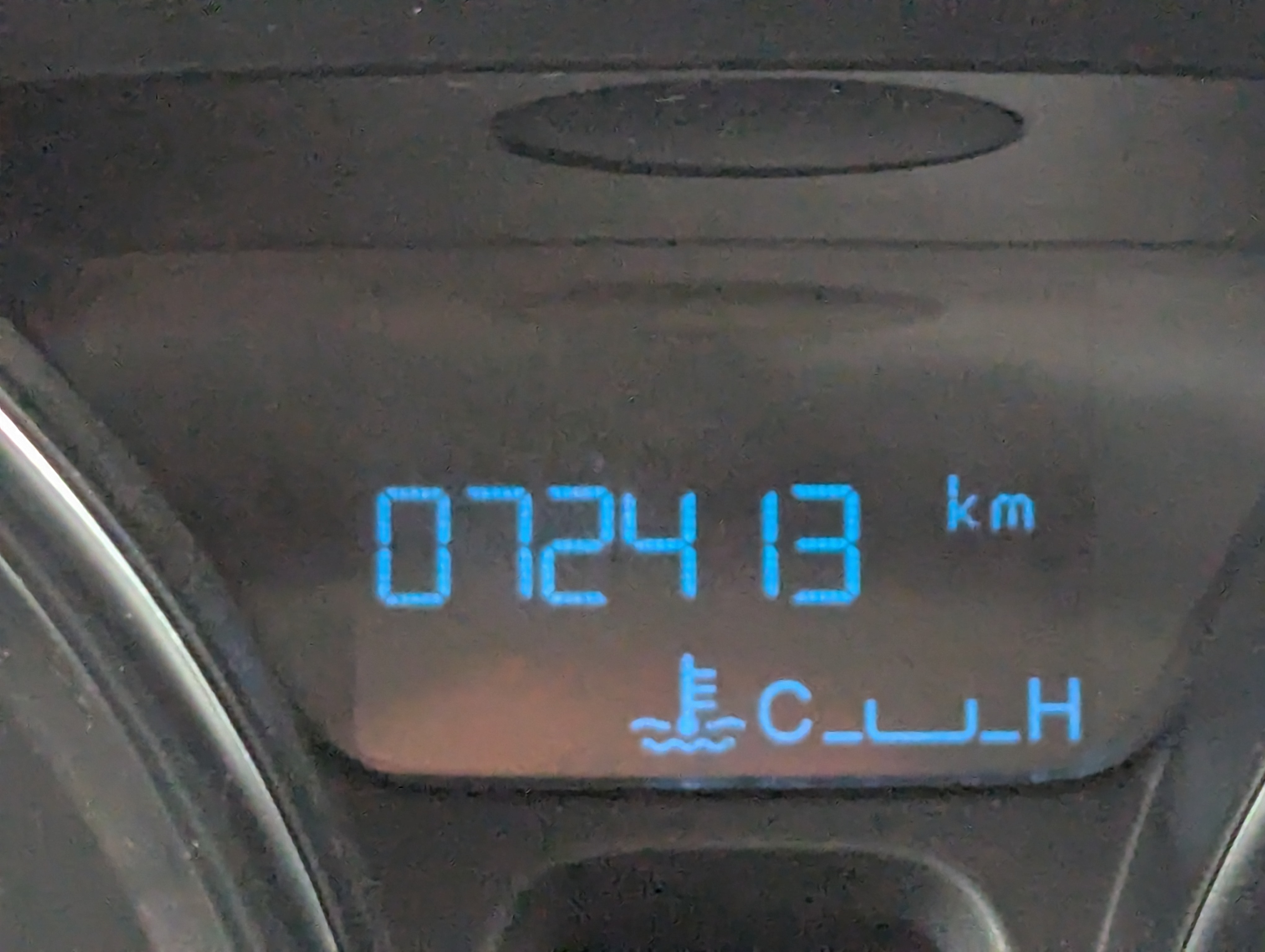 Vehicle image 24