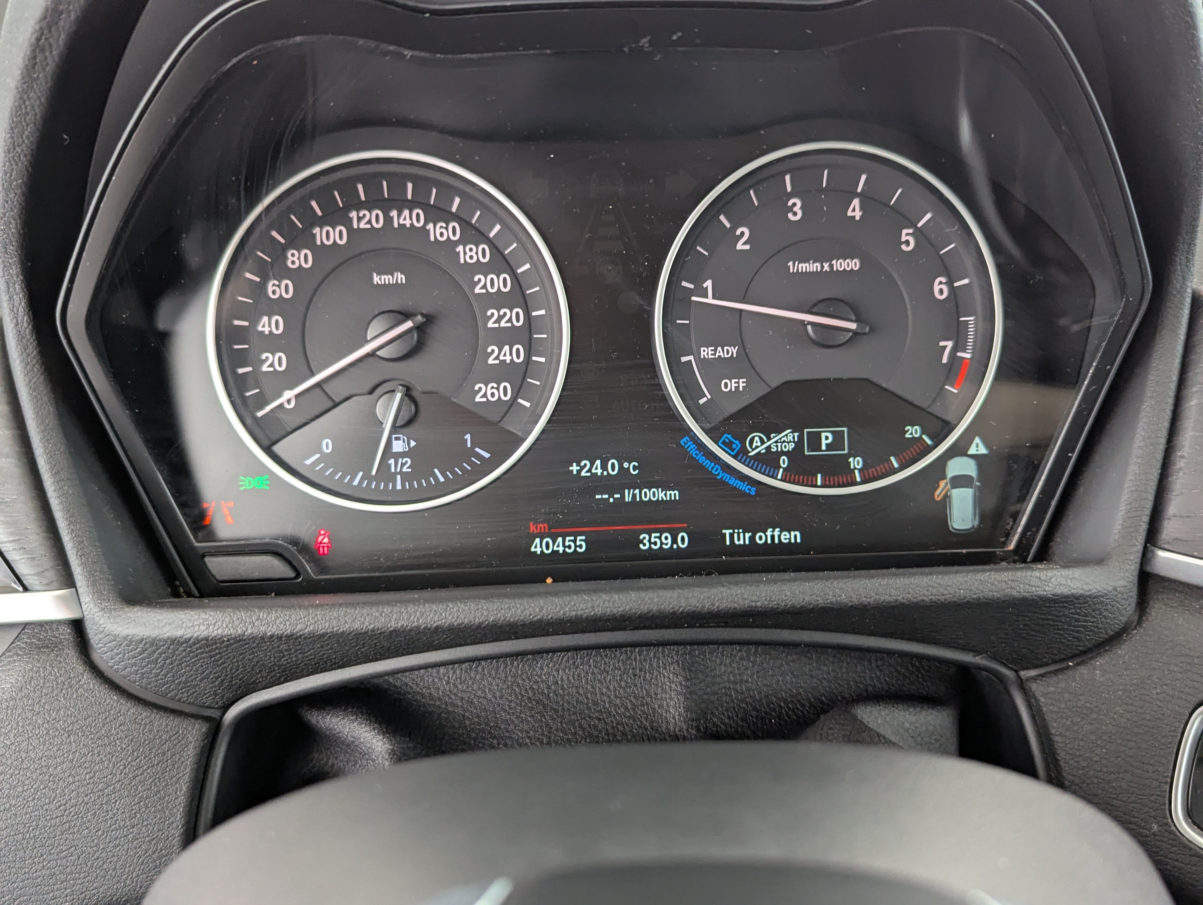 Vehicle image 24