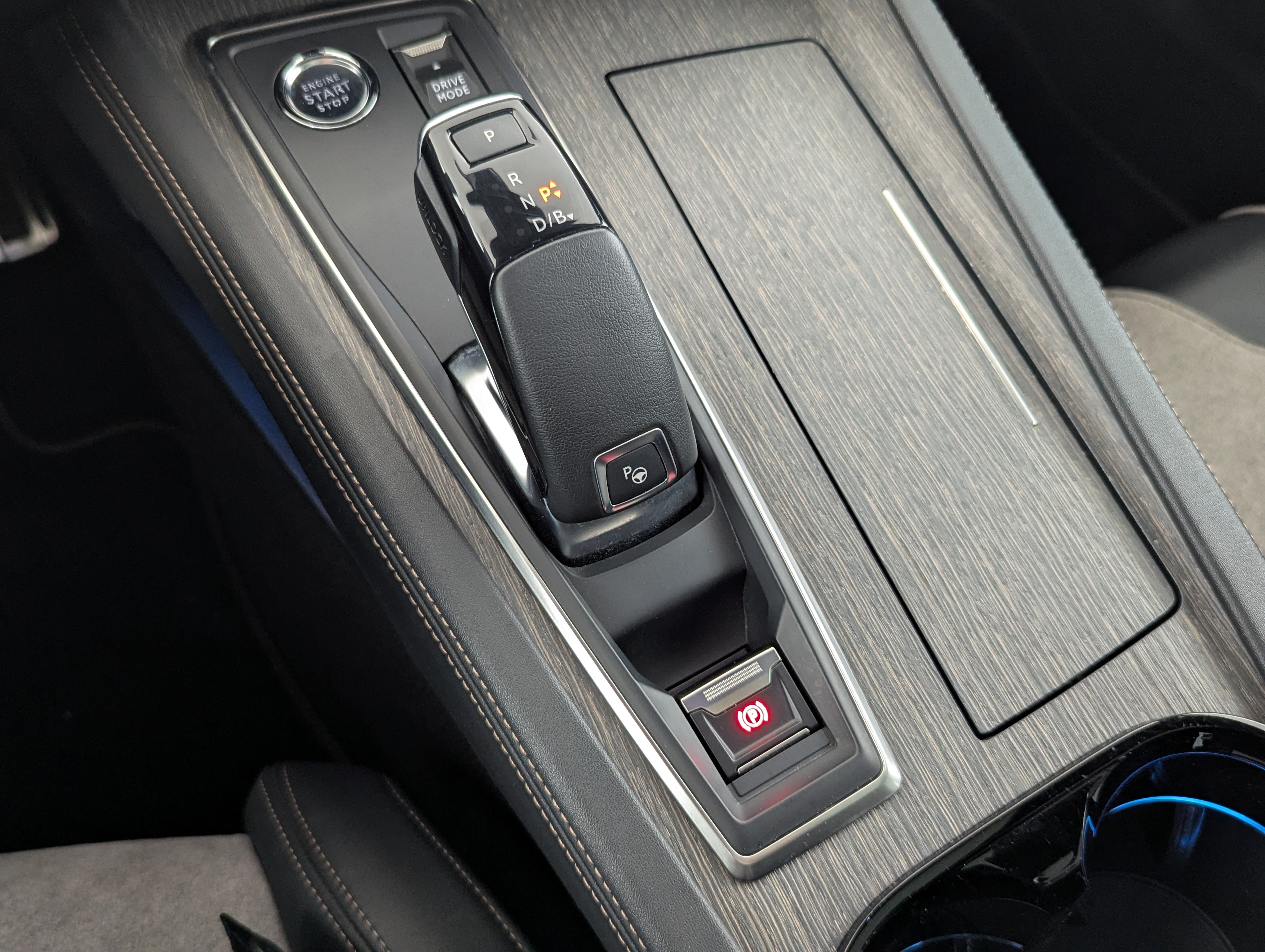 Vehicle image 22