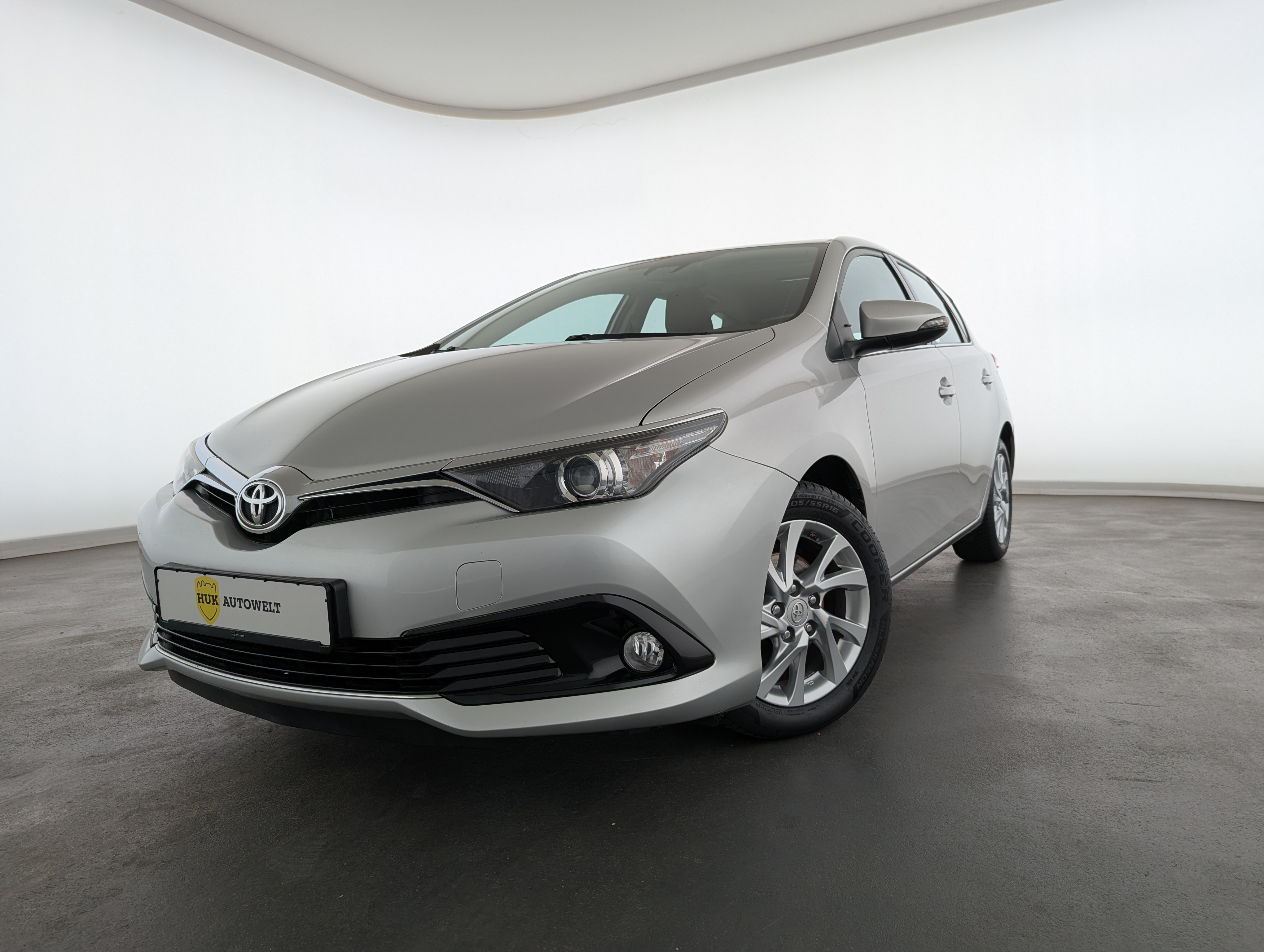 Vehicle image 0