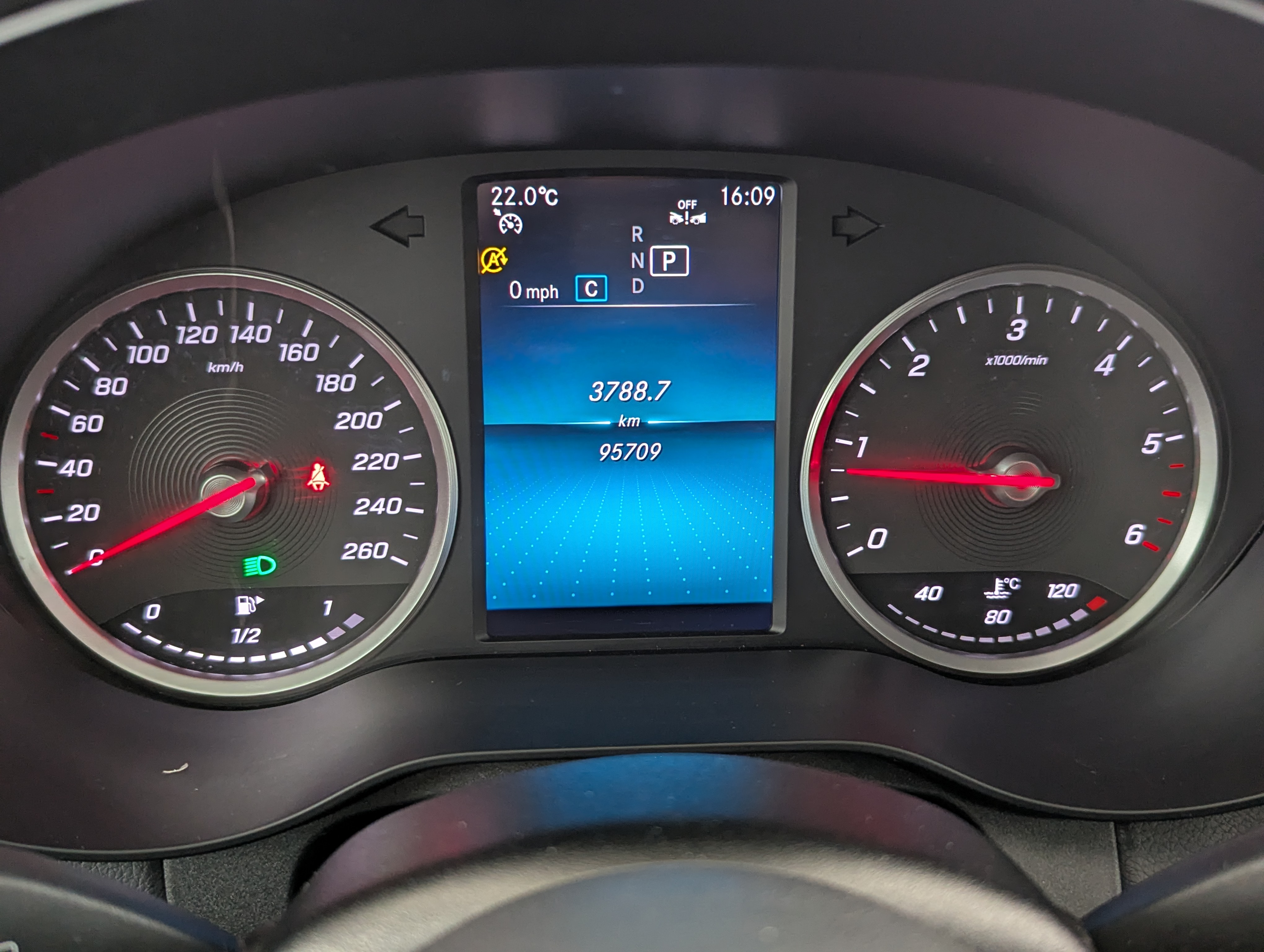 Vehicle image 21