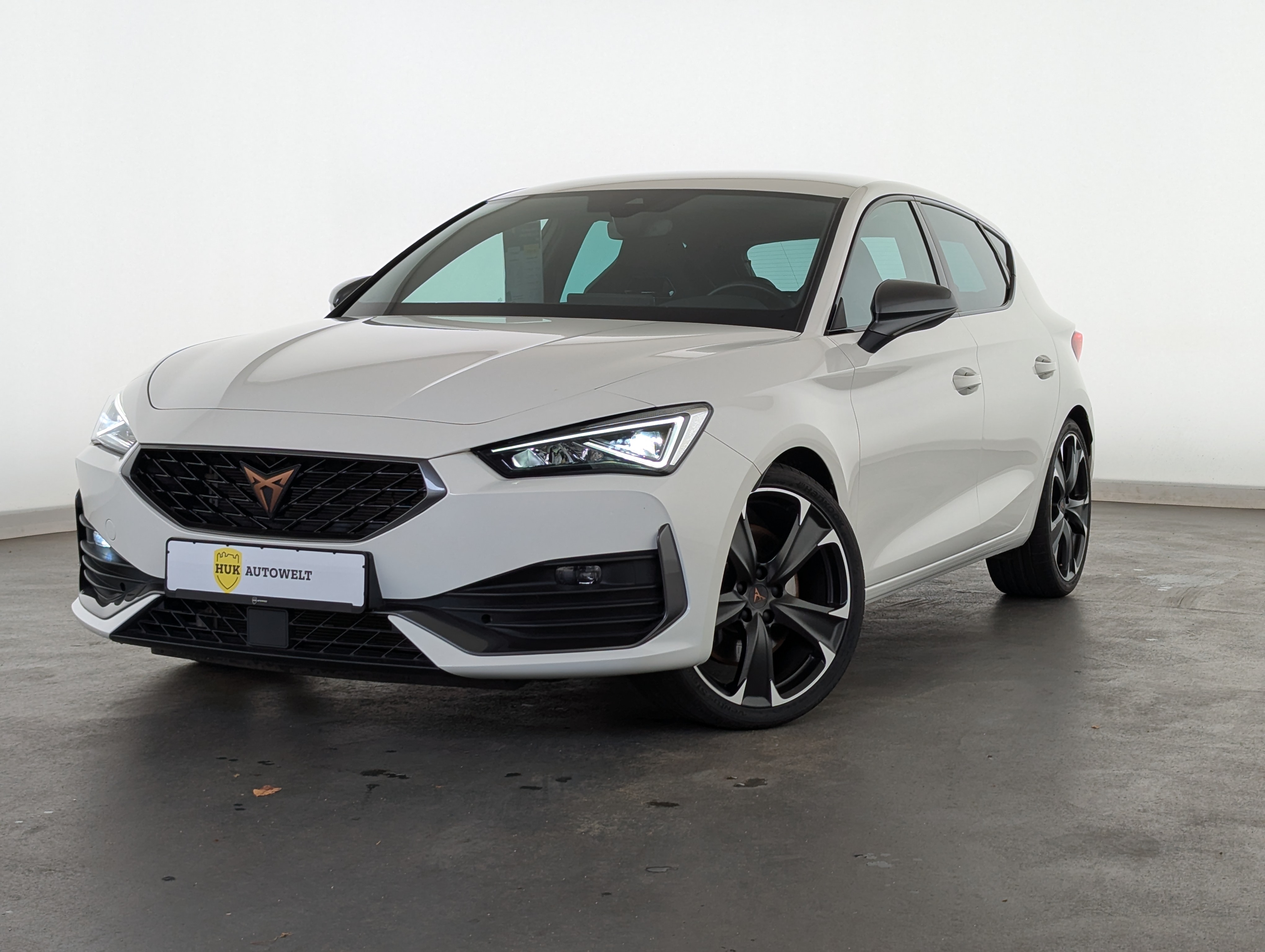 Vehicle image 0