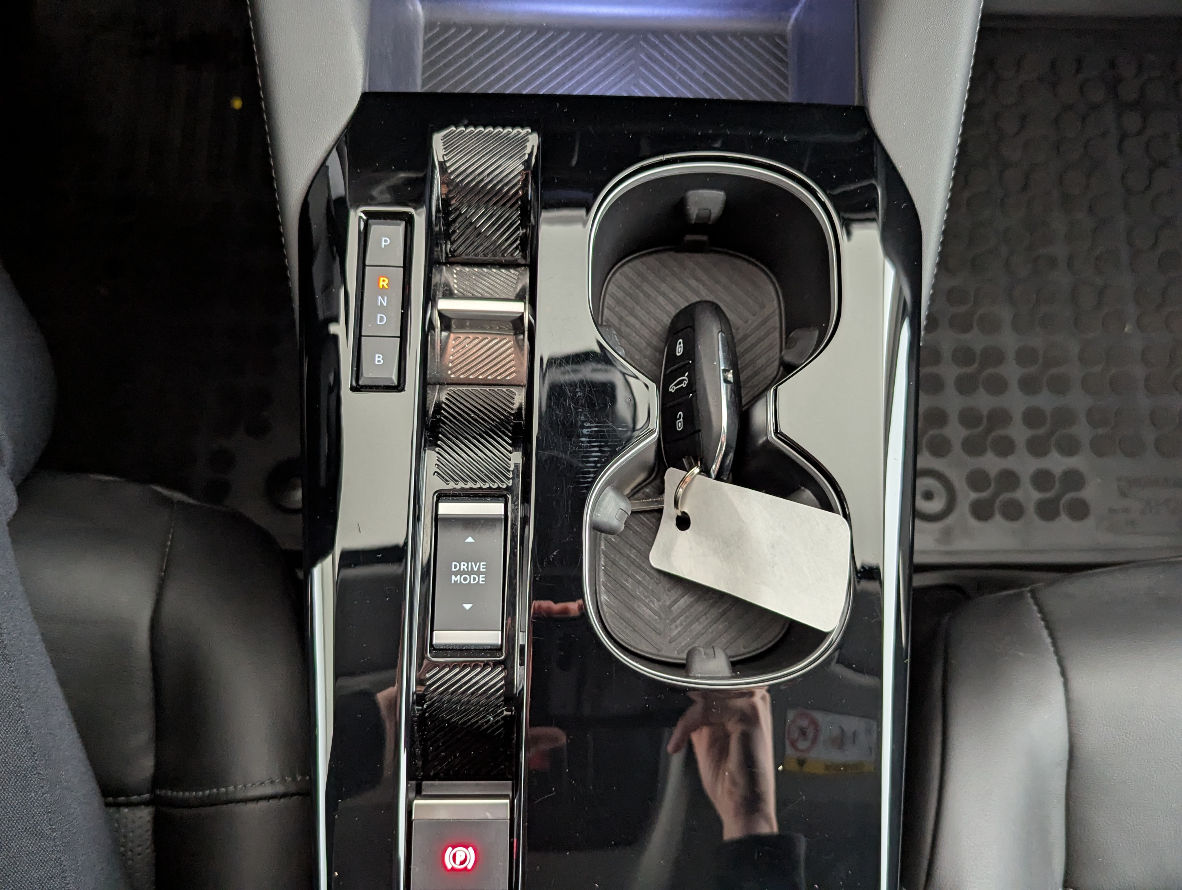Vehicle image 21