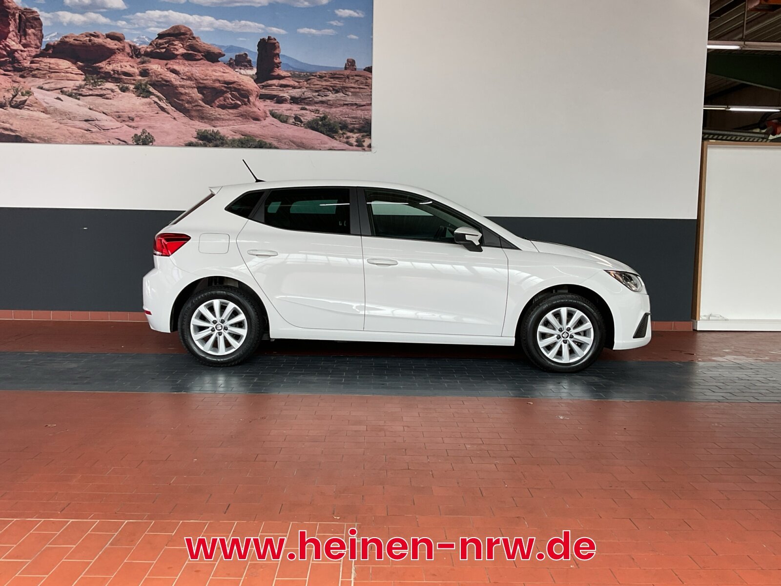 Seat Ibiza 1 0 MPI Style 5-Gang NAVI KLIMAANLAGE SHZ