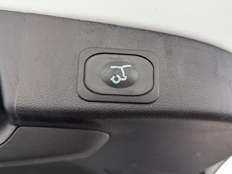 thumbnail image 9