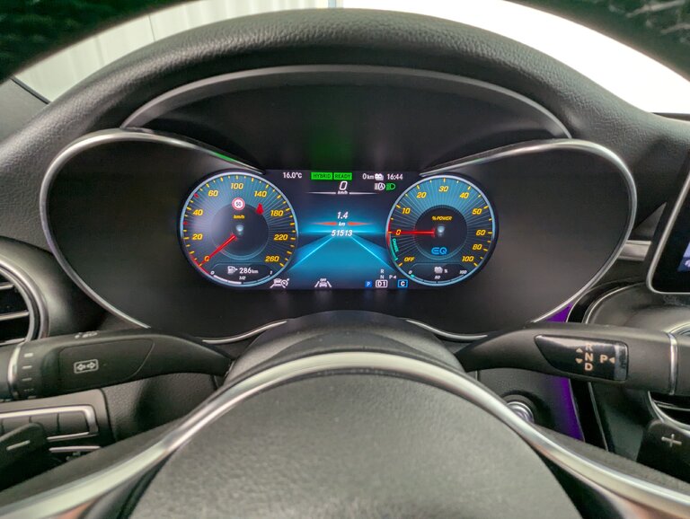 Vehicle image 21
