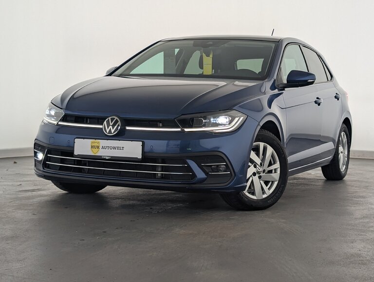 Vehicle image 0