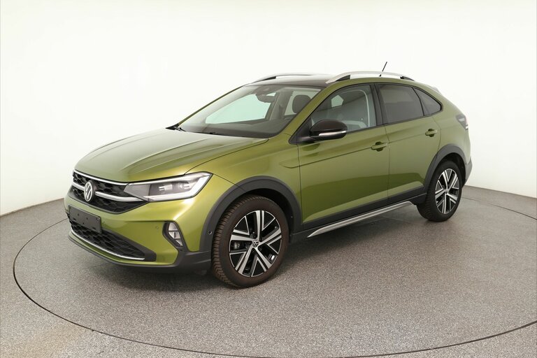 Vehicle image 0