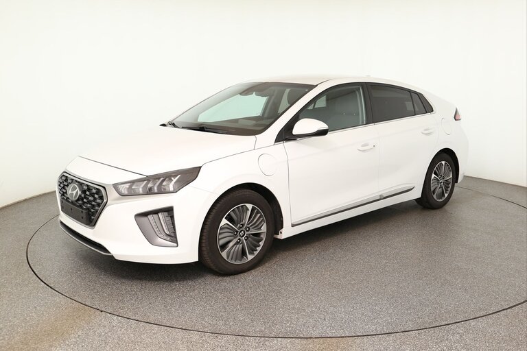 Vehicle image 0