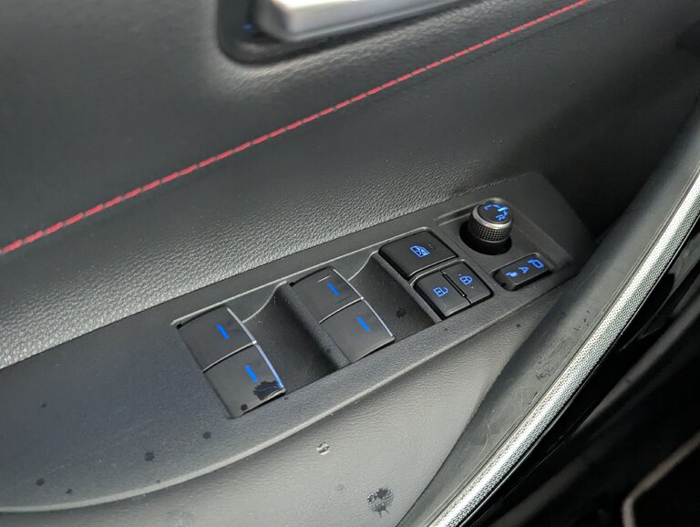 Vehicle image 22