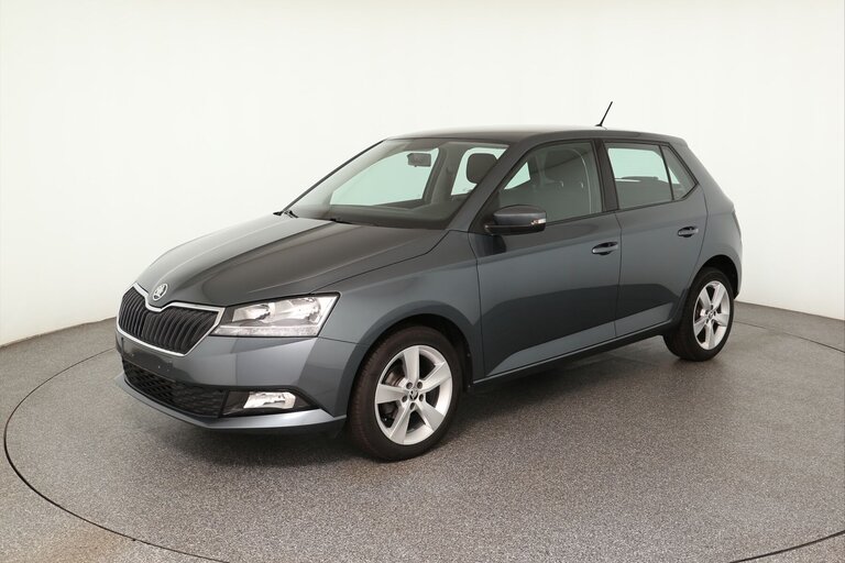 Vehicle image 0