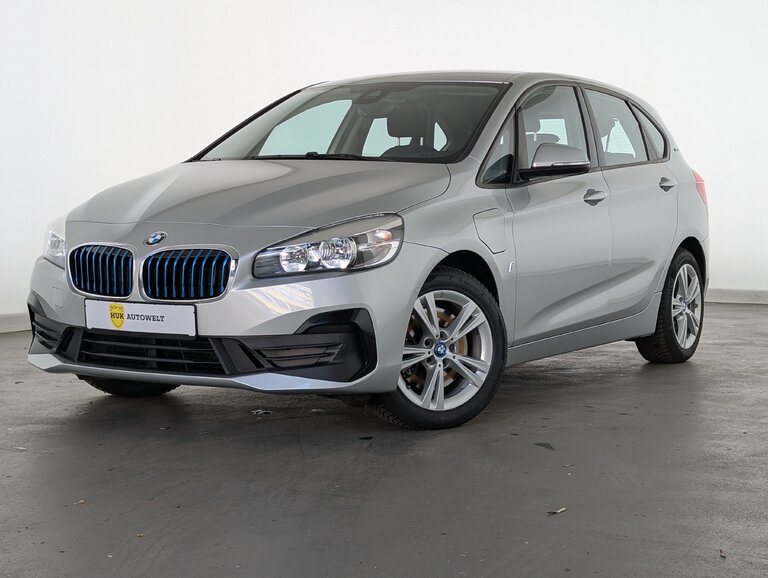 Vehicle image 0