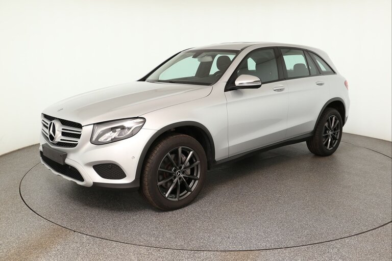 Vehicle image 0