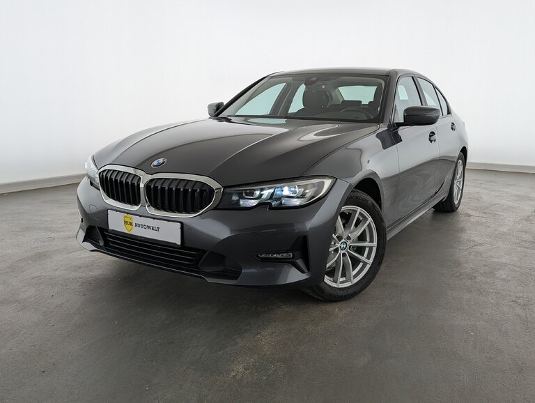 Vehicle image 0