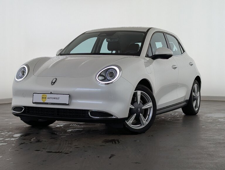 Vehicle image 0