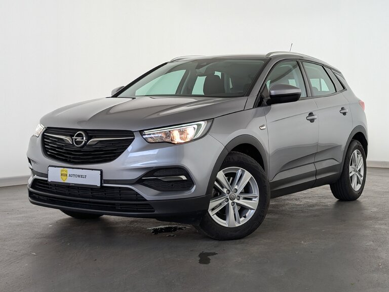 Vehicle image 0