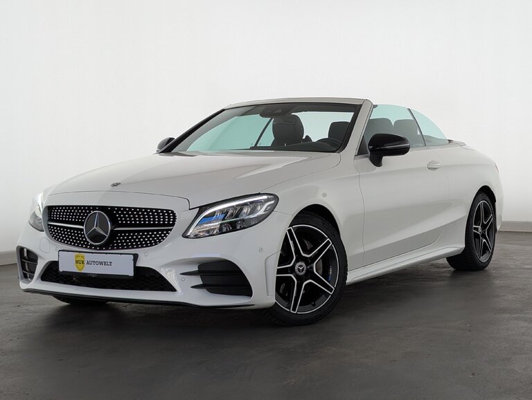 Vehicle image 0