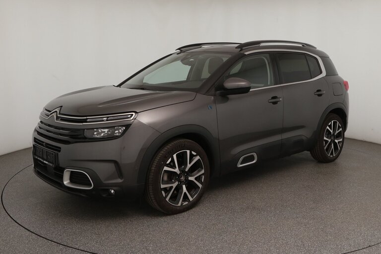Vehicle image 0