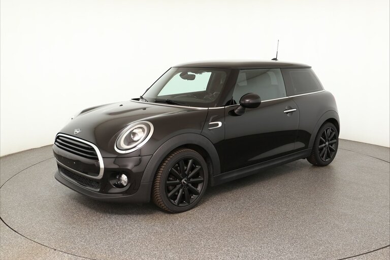 Vehicle image 0