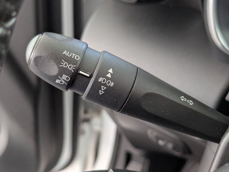 Vehicle image 22