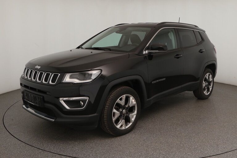 Vehicle image 0