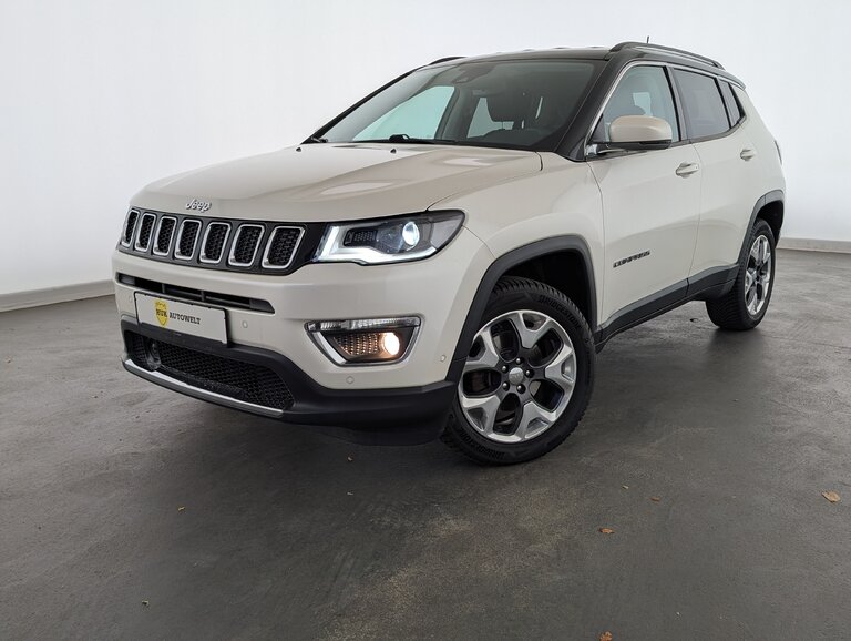 Vehicle image 0