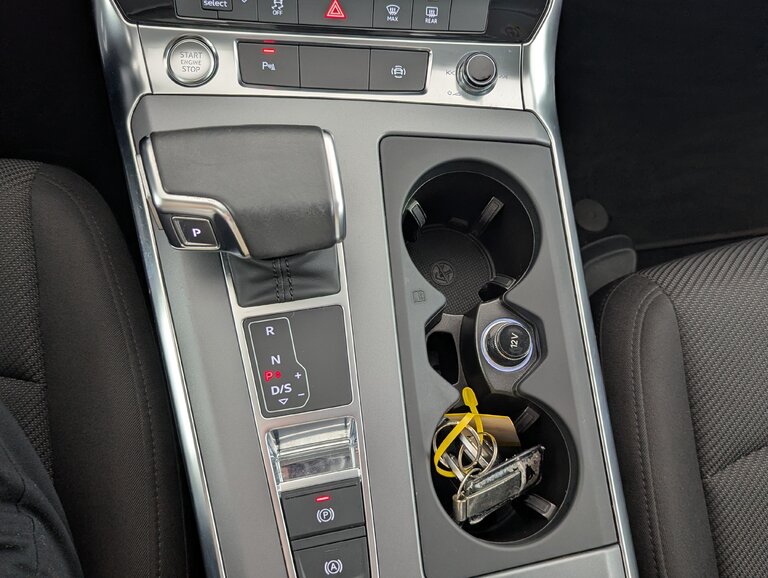 Vehicle image 18