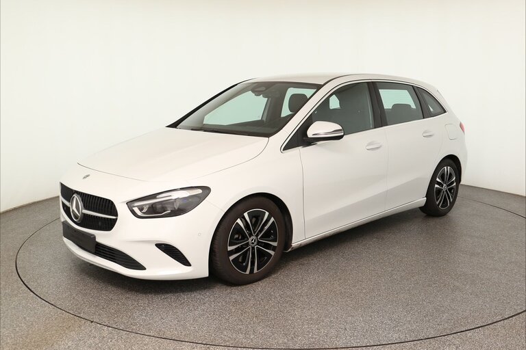 Vehicle image 0