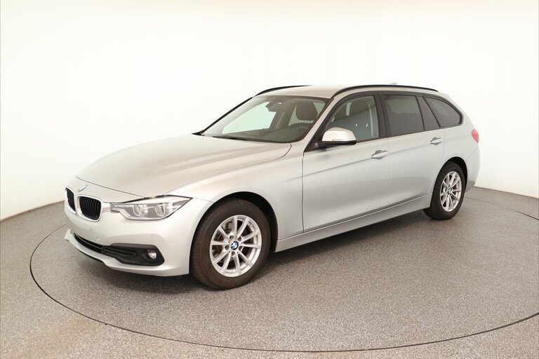 Vehicle image 0