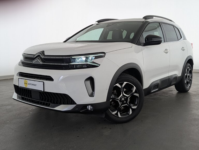 Vehicle image 0