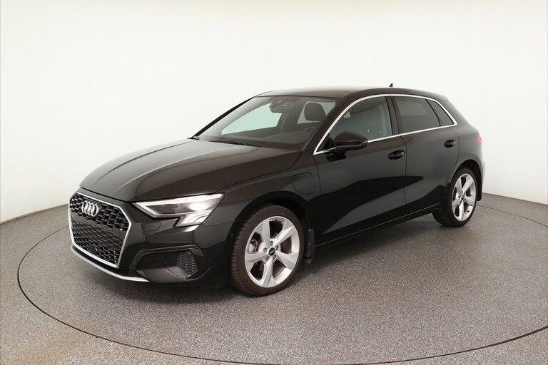 Vehicle image 0