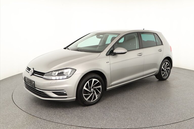 Vehicle image 0