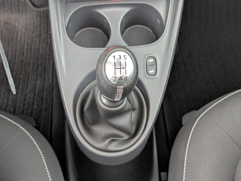 Vehicle image 20