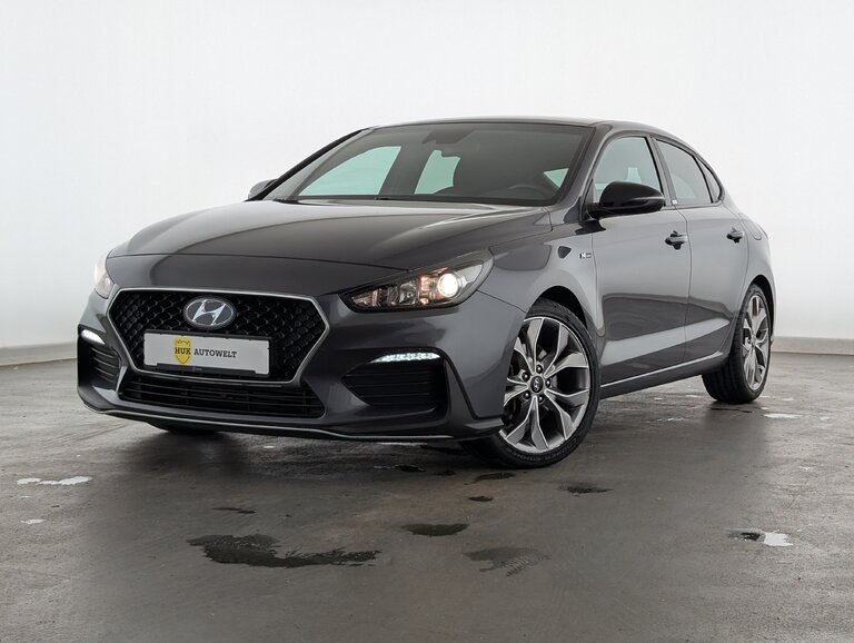 Vehicle image 0