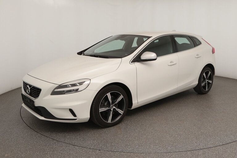 Vehicle image 0