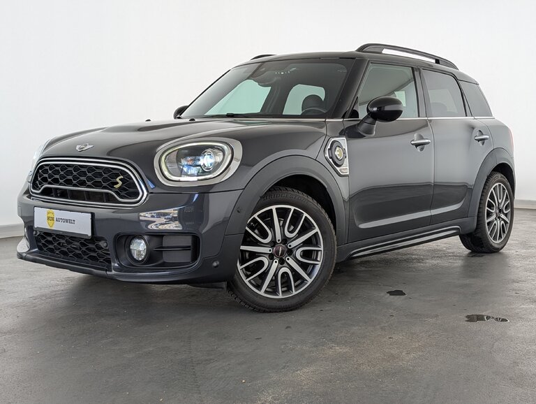 Vehicle image 0