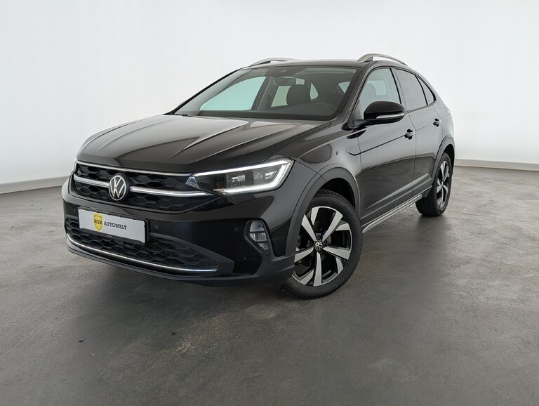 Vehicle image 0