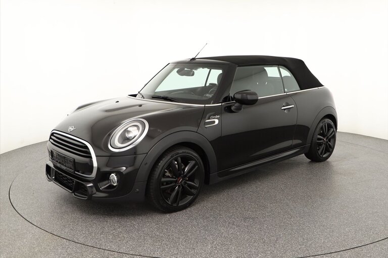 Vehicle image 0