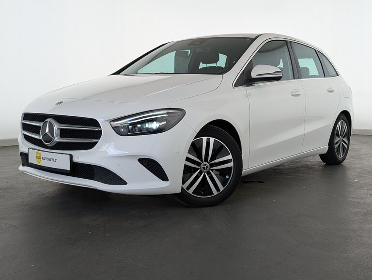 Vehicle image 0
