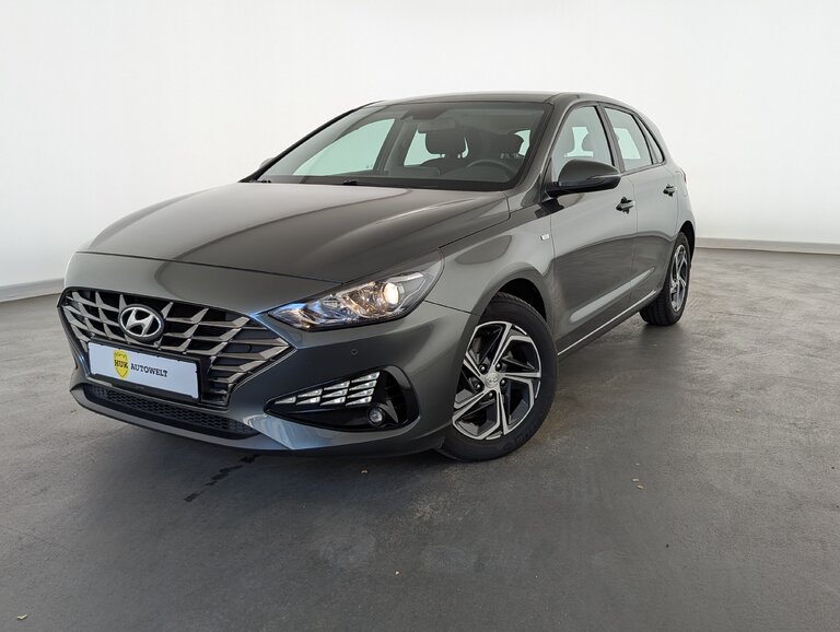 Vehicle image 0